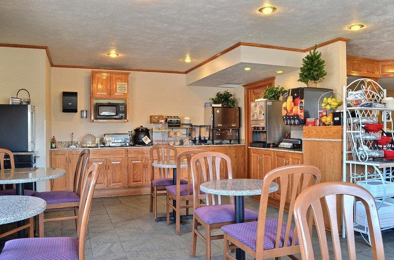 Crosswinds Inn West Yellowstone Restoran fotoğraf